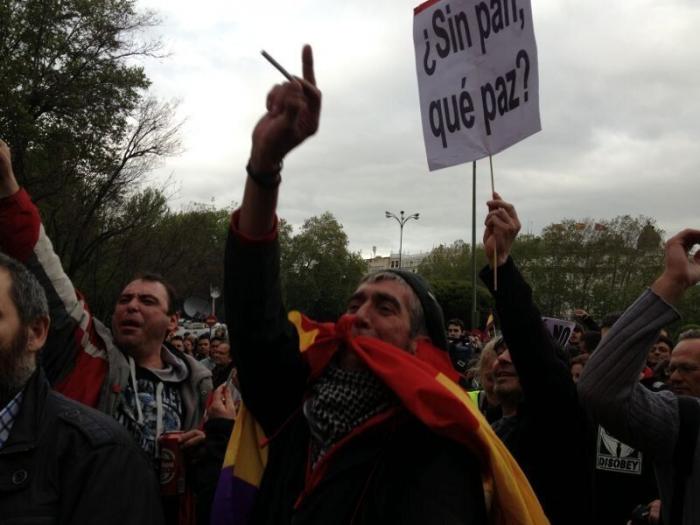 "Ya se han reído de nosotros suficiente": medio millón de firmas reclaman que los diputados no cobren indemnización