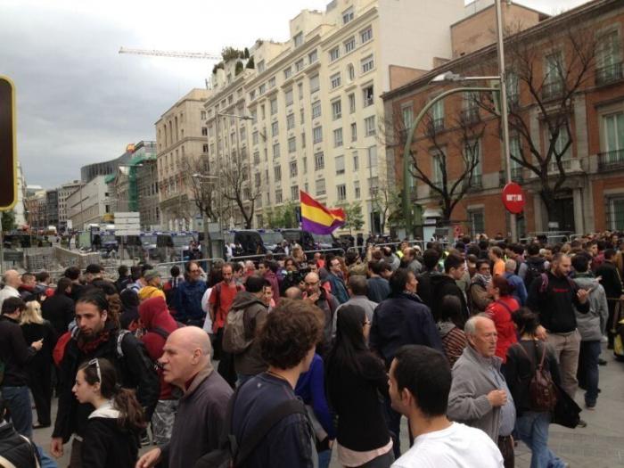 "Ya se han reído de nosotros suficiente": medio millón de firmas reclaman que los diputados no cobren indemnización