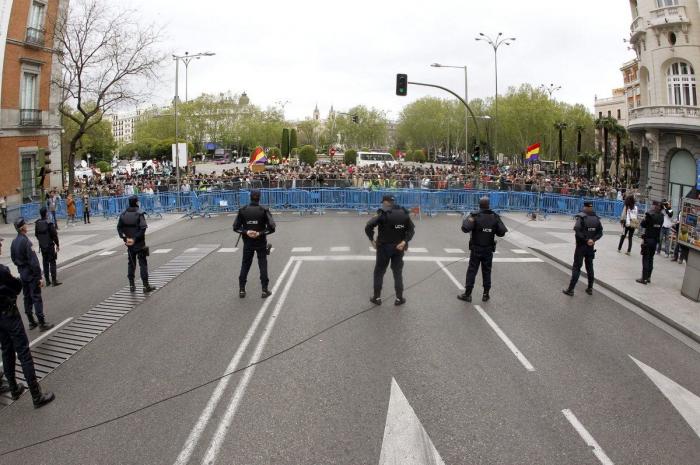 "Ya se han reído de nosotros suficiente": medio millón de firmas reclaman que los diputados no cobren indemnización
