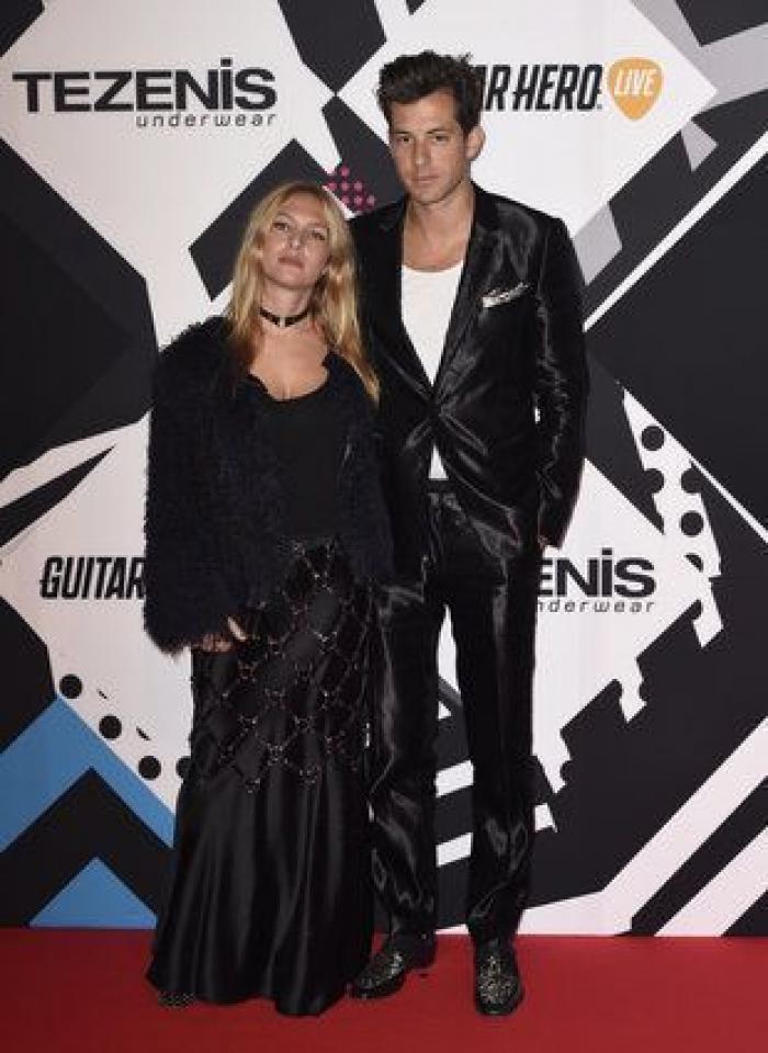 Los MTV EMA 2015 en GIFS: plátanos, vestidos espagueti y saltos olímpicos