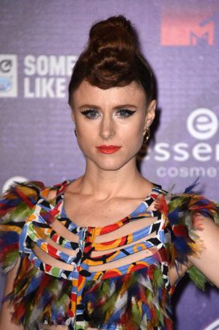 Versiones y parodias de 'Bailando', de Enrique Iglesias: ¡la que se ha liado!