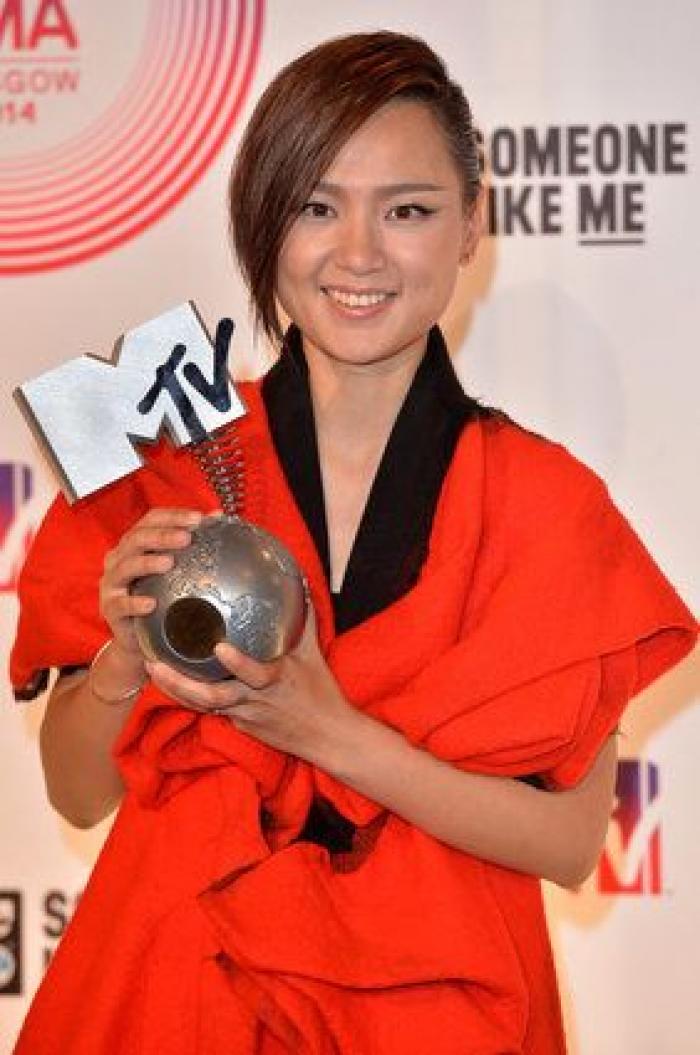 Versiones y parodias de 'Bailando', de Enrique Iglesias: ¡la que se ha liado!