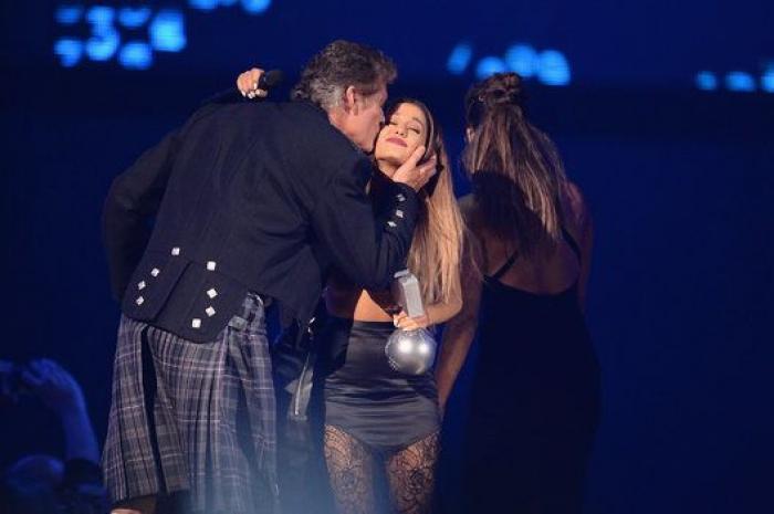 Versiones y parodias de 'Bailando', de Enrique Iglesias: ¡la que se ha liado!