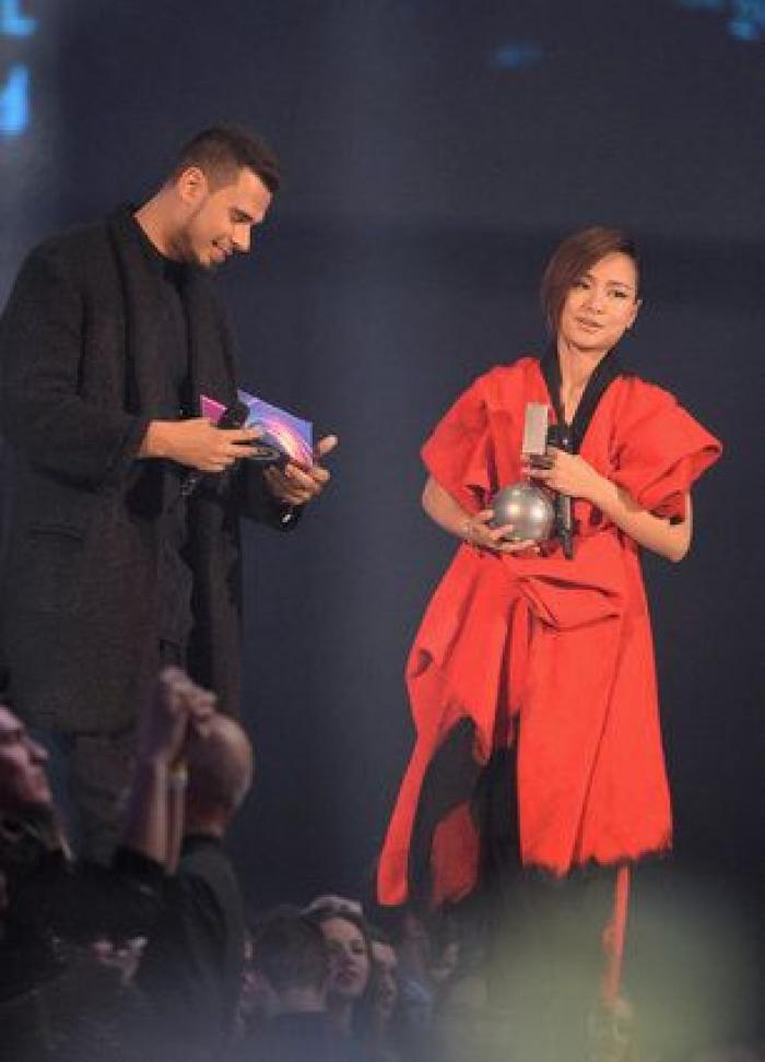 Versiones y parodias de 'Bailando', de Enrique Iglesias: ¡la que se ha liado!