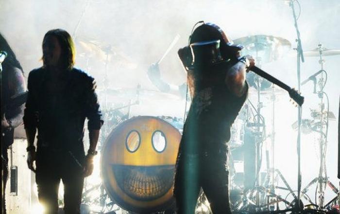 Versiones y parodias de 'Bailando', de Enrique Iglesias: ¡la que se ha liado!