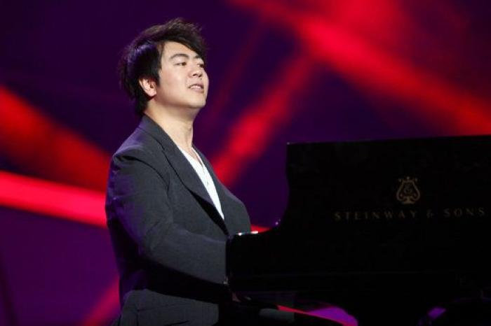 'Tu cara me suena', 'El Ministerio del Tiempo', Ana Blanco e Iker Jiménez, ganadores de los Premios Ondas 2015