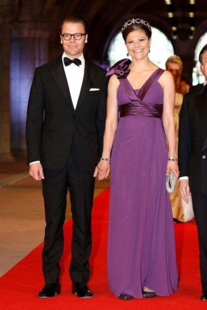 Nuevos reyes de Holanda: Guillermo Alejandro y su consorte Máxima toman el testigo (FOTOS)