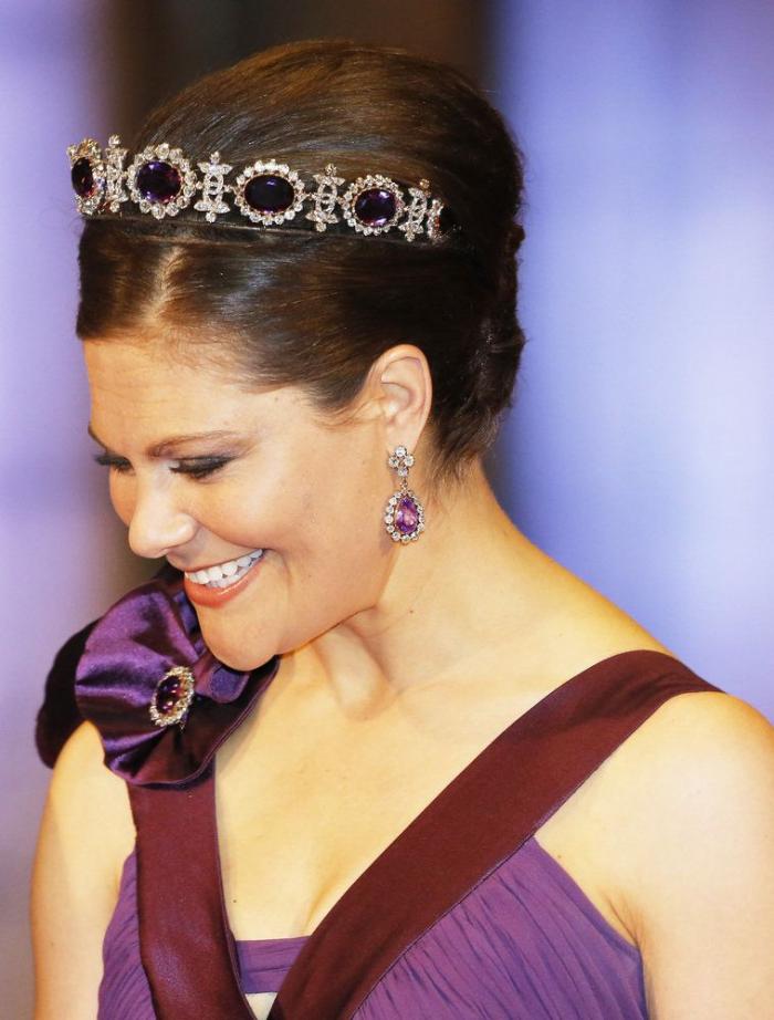 Nuevos reyes de Holanda: Guillermo Alejandro y su consorte Máxima toman el testigo (FOTOS)