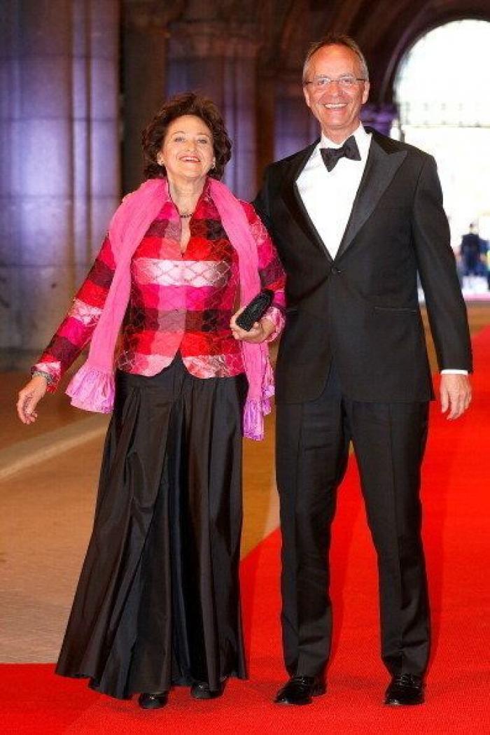 Nuevos reyes de Holanda: Guillermo Alejandro y su consorte Máxima toman el testigo (FOTOS)