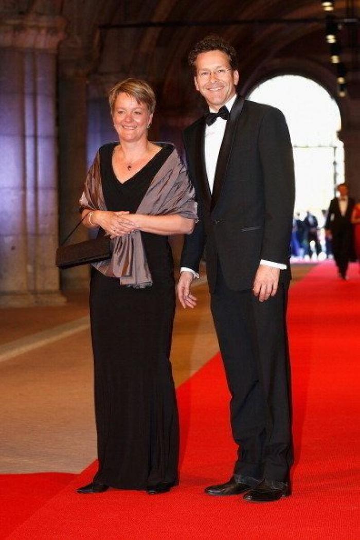 Nuevos reyes de Holanda: Guillermo Alejandro y su consorte Máxima toman el testigo (FOTOS)