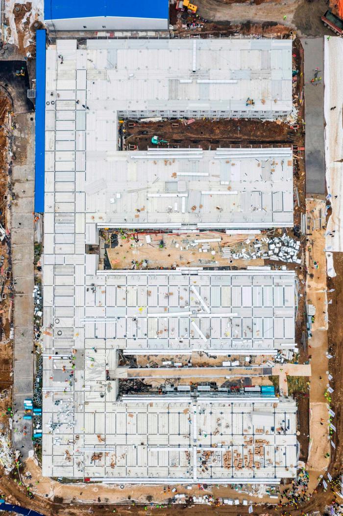 Expertos cargan contra el doctor Cavadas por su alarmante aviso sobre el coronavirus