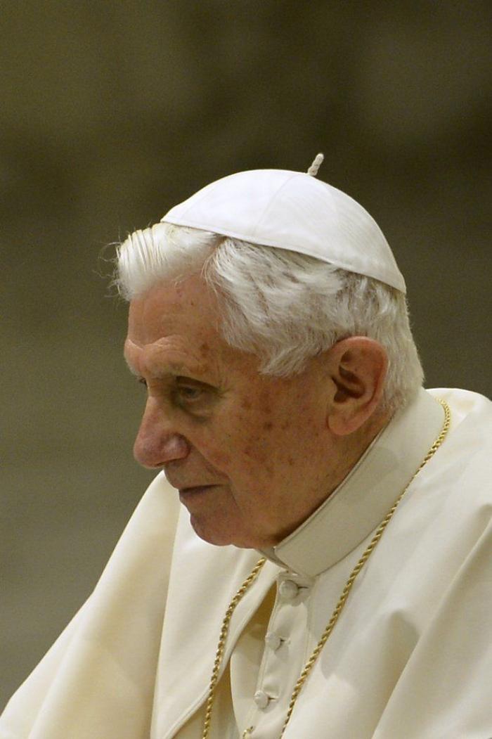 El papa emérito Benedicto XVI, gravemente enfermo