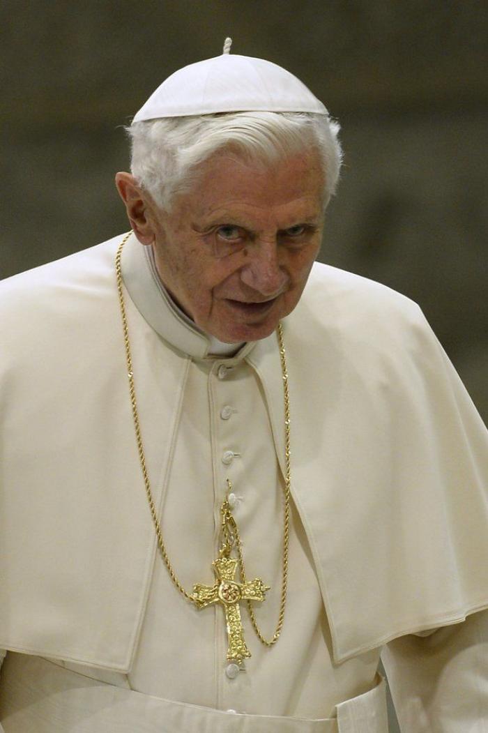 El papa emérito Benedicto XVI, gravemente enfermo