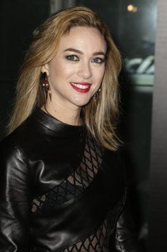 Premios Neox 2015: Paula Echevarría presenta a su hija Daniella