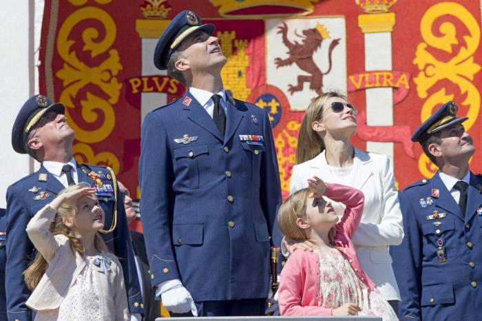 Leonor da que hablar por un detalle: está en la foto pero cuesta verlo
