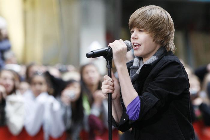 Los desplantes de Justin Bieber en España: ignora al Rubius, planta a Dani Mateo y bosteza en 'El Hormiguero'