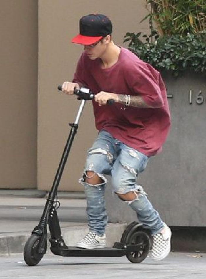 Los desplantes de Justin Bieber en España: ignora al Rubius, planta a Dani Mateo y bosteza en 'El Hormiguero'