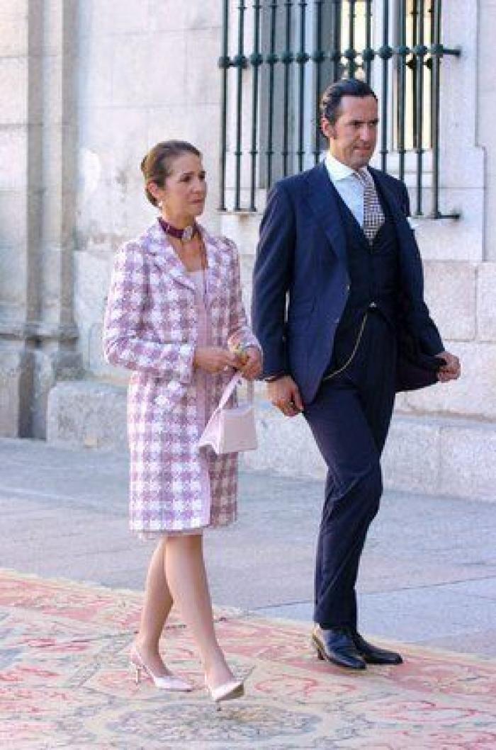 Jorge Javier Vázquez desvela lo que "cuenta la leyenda" que respondió la reportera a "Doña Elena"