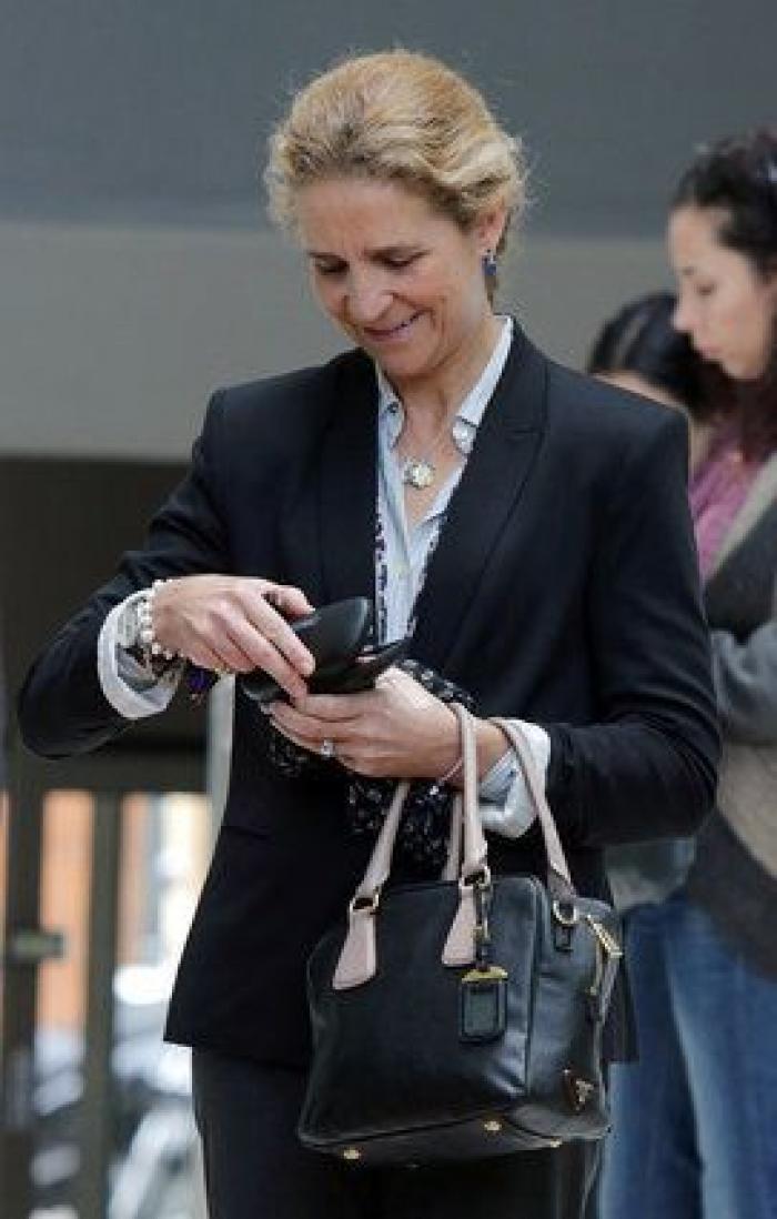 Jorge Javier Vázquez desvela lo que "cuenta la leyenda" que respondió la reportera a "Doña Elena"