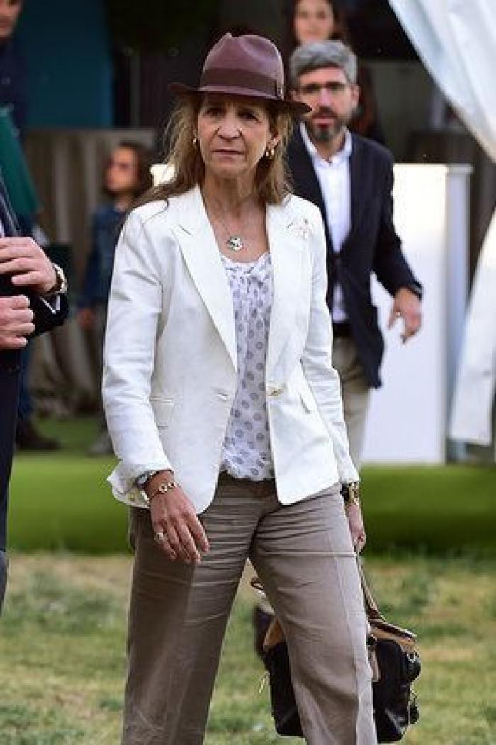 Jorge Javier Vázquez desvela lo que "cuenta la leyenda" que respondió la reportera a "Doña Elena"