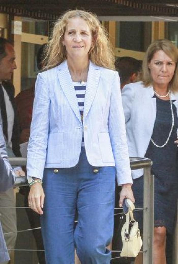 Jorge Javier Vázquez desvela lo que "cuenta la leyenda" que respondió la reportera a "Doña Elena"