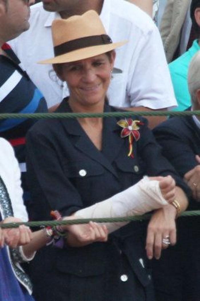 Jorge Javier Vázquez desvela lo que "cuenta la leyenda" que respondió la reportera a "Doña Elena"