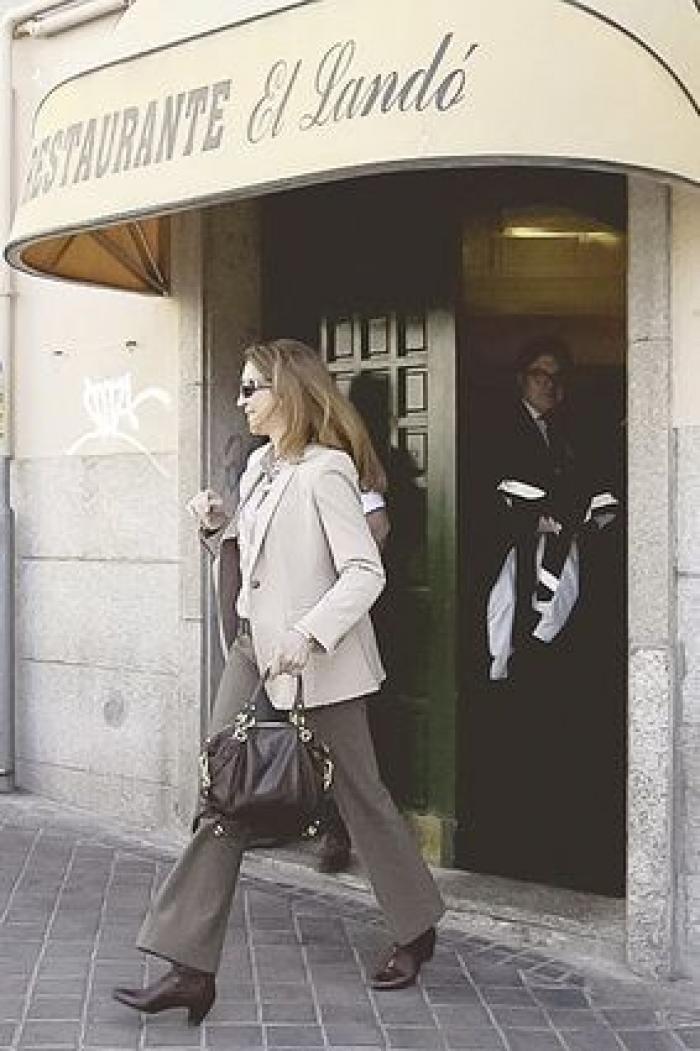 Jorge Javier Vázquez desvela lo que "cuenta la leyenda" que respondió la reportera a "Doña Elena"