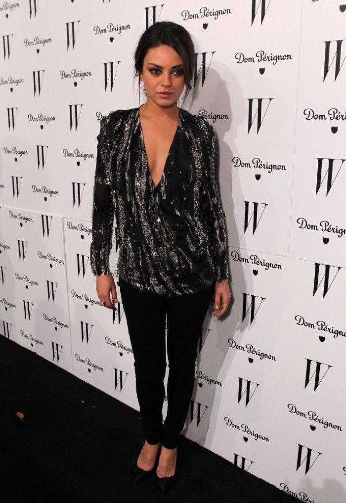 Por qué Mila Kunis da un sorbito de vino a su hija todas las semanas