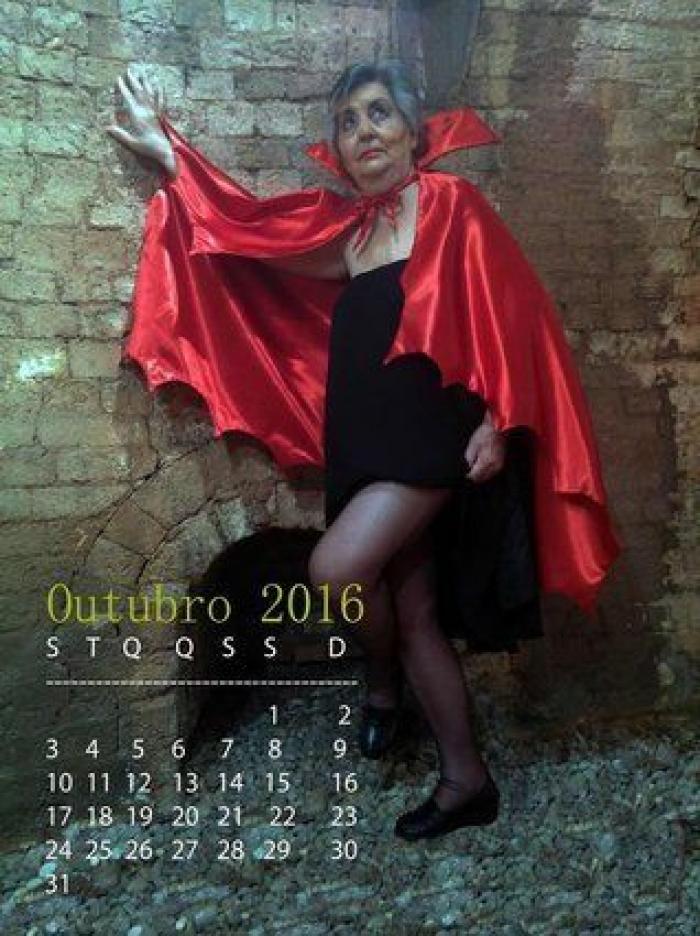 Esta abuela demuestra que los 'selfies' no tienen edad