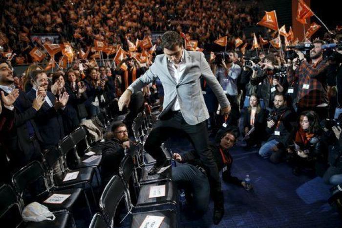 ¿Has visto la última foto con la que están criticando a Rivera?