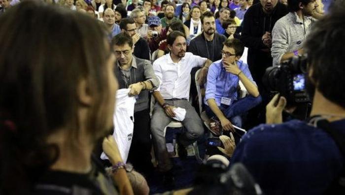 "¡Farsante! ¡Mentiroso!": Tensión al inicio de la Asamblea de Podemos