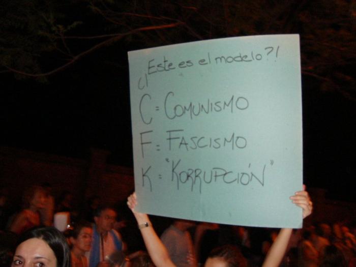 Piden 12 años de cárcel para la expresidenta argentina Fernández por "corrupción sistemática"