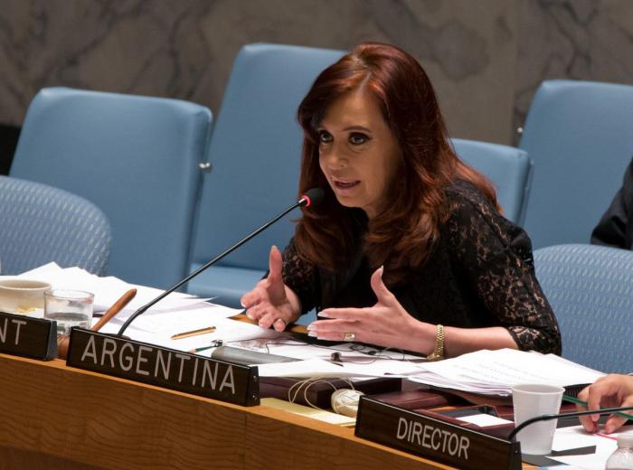 Piden 12 años de cárcel para la expresidenta argentina Fernández por "corrupción sistemática"