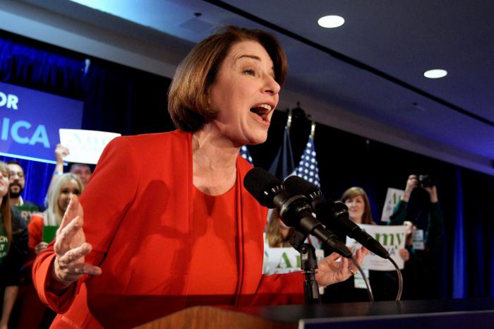 Una cadena de "inconsistencias" en el recuento retrasa los resultados del 'caucus' en Iowa