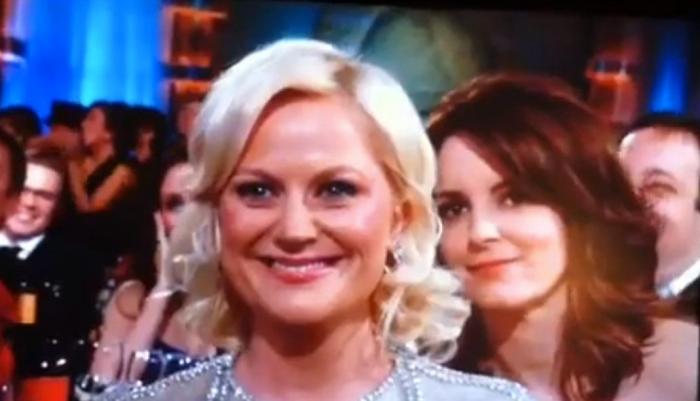 Jennifer Lawrence en la gala del MET: el mejor 'photobomb' de famoso a famoso (GIF, FOTOS)