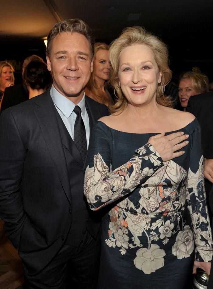 Jennifer Lawrence en la gala del MET: el mejor 'photobomb' de famoso a famoso (GIF, FOTOS)