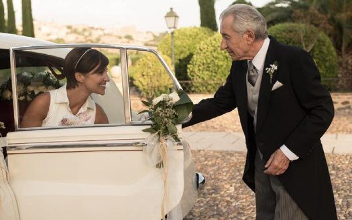 Las dos sentidas muertes de 'Velvet Colección' en su primer capítulo