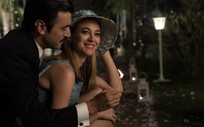 Las dos sentidas muertes de 'Velvet Colección' en su primer capítulo