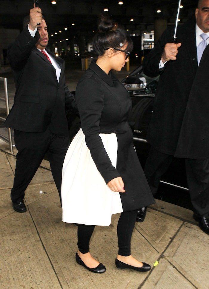 La Señora Doubtfire se ríe del vestido de Kim Kardashian en el MET (TUIT, FOTO)