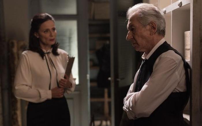 Las dos sentidas muertes de 'Velvet Colección' en su primer capítulo