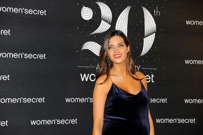 Sara Carbonero: su primer posado en público embarazada (FOTOS)