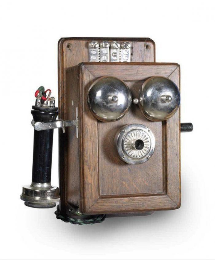 La recomendación de Facua para que tu factura de móvil pueda ser hasta 30 euros más barata (por lo mismo)