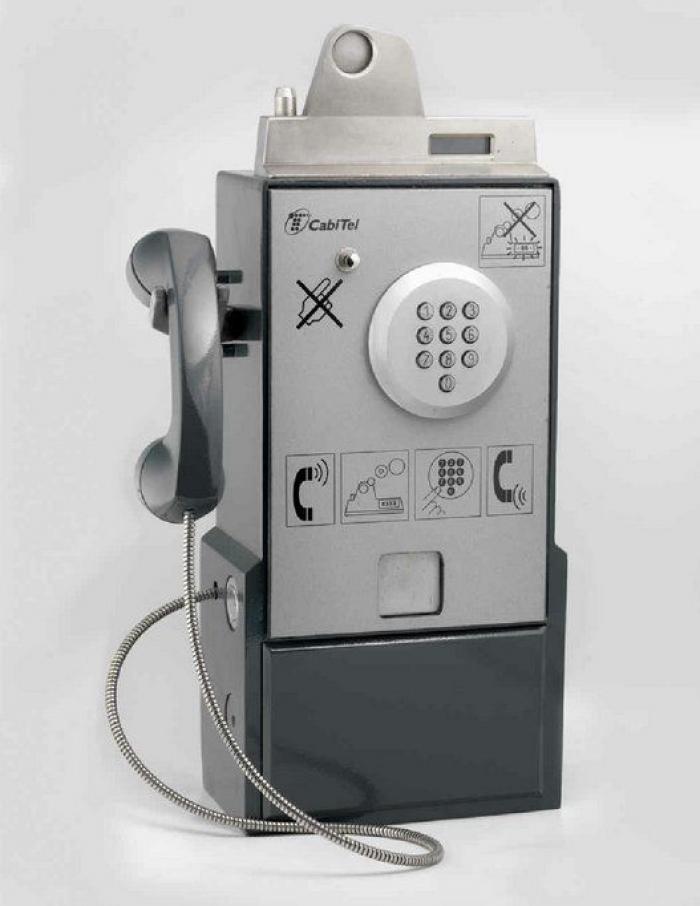 La recomendación de Facua para que tu factura de móvil pueda ser hasta 30 euros más barata (por lo mismo)