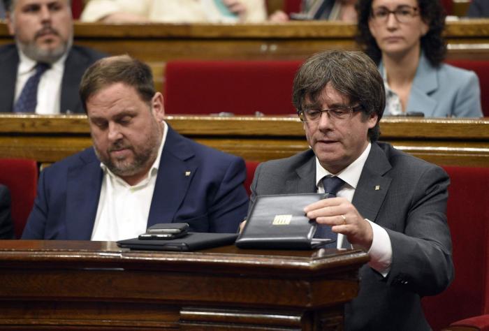 El Parlament aprueba interponer recurso de inconstitucionalidad contra el 'decretazo digital'