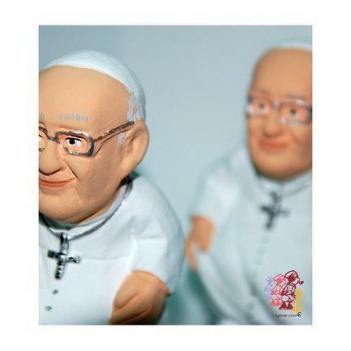 Manuela Carmena, Ada Colau, Albert Iglesias... los nuevos 'caganers' de 2015