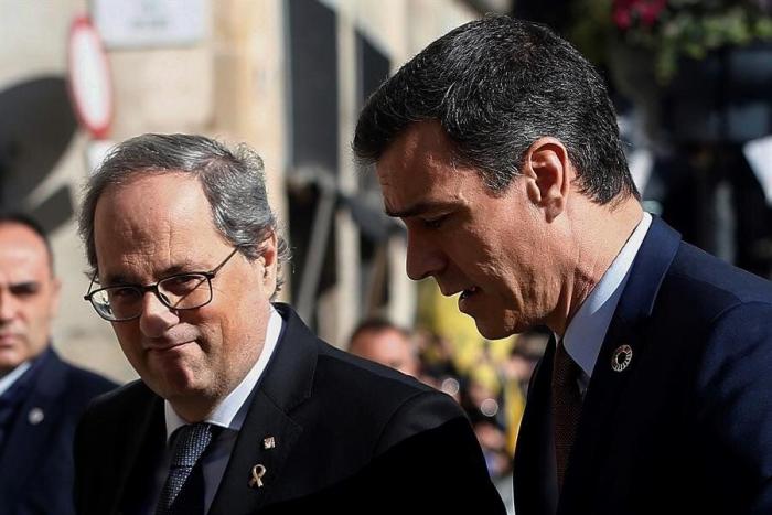 Sánchez propone a Torra constituir la mesa de diálogo entre gobiernos el lunes 24 de febrero