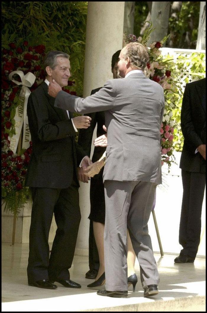 El rey, sobre Suárez: "Es el ejemplo de que juntos superamos las mayores dificultades"