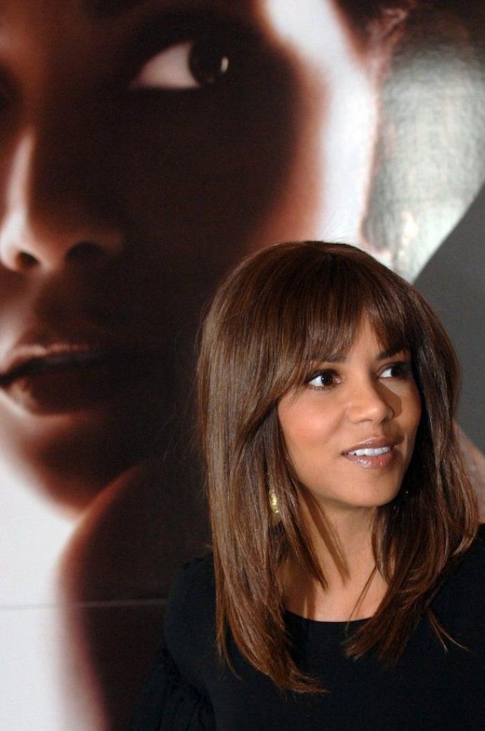 Halle Berry, sin maquillar y sin peinar: nadie diría que tiene 53 años