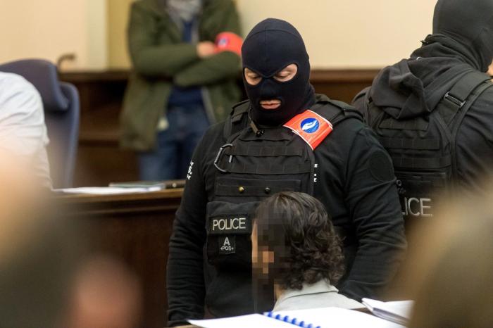 Salah Abdeslam en su juicio en Bruselas por los atentados de París: "No tengo miedo, confío en Alá"