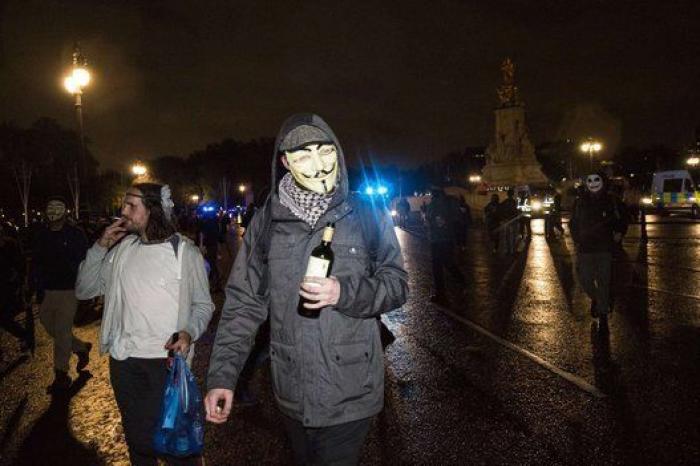 Tres heridos y 32 detenidos en la manifestación de Anonymous en Londres